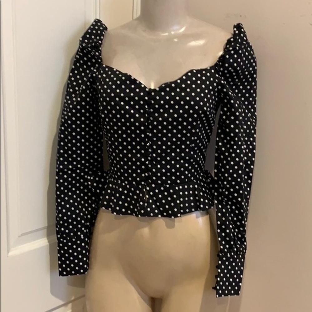 New Polka dots black white top long sleeve size XS
